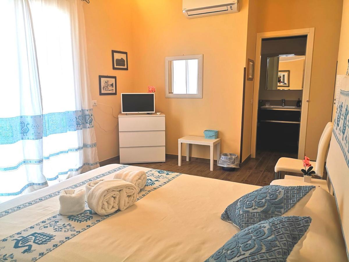 Le Orchidee Hotel Bosa Luaran gambar