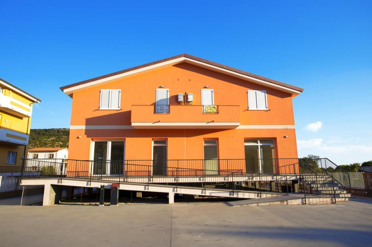 Le Orchidee Hotel Bosa Luaran gambar